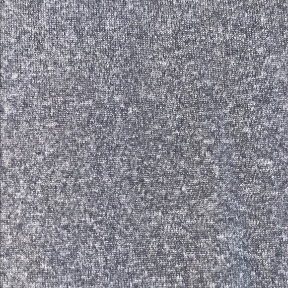 Gray High-Waisted Leggings - Picture 3 of 4